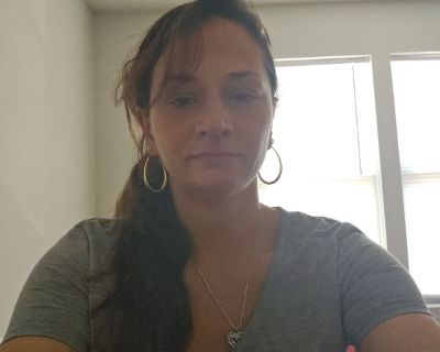 Tabitha - Needs an Apartment on iROOMit or a Room