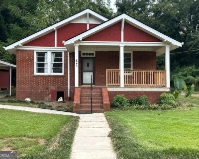 3 Bedroom 1BA 1201 ft Single Family House For Sale in Gainesville, GA