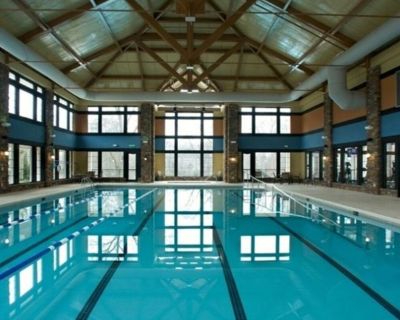 Beautiful home in lovely gated community with many neighborhood amenities. Minutes from Northeast Georgia Medical Center and Medical Plaza I and II. Minutes from Northside Medical Offices.My home is a split master plan. Roomy bedroom/ensuite with walk-in jetted tub. I have a dog and 2 cats, so no pets please. Near Mall of Georgia and fine/casual dining.. 1 Bedroom. 1 Bathroom