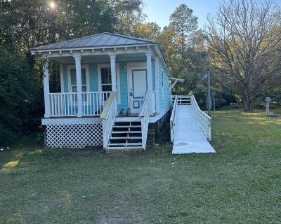 2 Bedroom 1BA 728 ft Apartment For Rent in Vancleave, MS