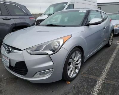 2012 Hyundai Veloster Coupe 3D