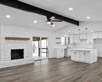 Kelvin Moran (Has an Apartment) on iROOMit. Room in the 3 Bedroom 2BA Pet-Friend...