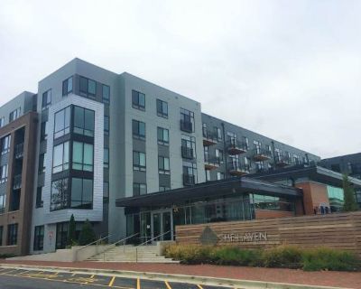 1 Bedroom 1BA 0 ft Pet-Friendly Apartment For Rent in National Harbor, MD