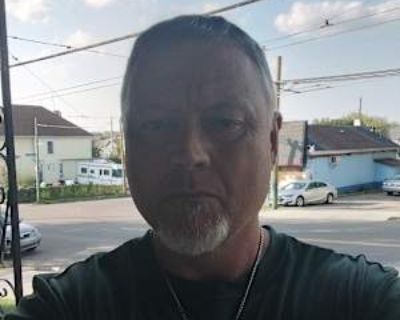 Michael J Anderson, 51 years. Looking in: Lebanon, Warren County, OH