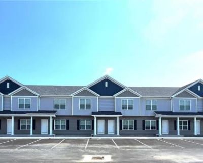 3 Bedroom 4BA 1800 ft Apartment For Rent in O'Fallon, IL