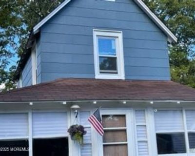 213 Ocean Avenue. Just the rental you have been waiting for in beautiful Island Heights. 2 bed 1 bath home available. Kitchen and living on first floor and 2 bedrooms on 2nd floor. ANNUAL rental only.. 2 Bedroom. 1 Bathroom. 700 ft