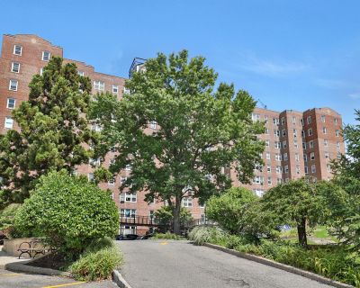 2 Bedroom 1BA 700 ft CO-OP For Sale in Bronx, NY