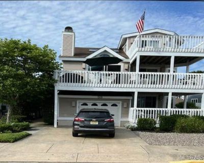 5 Bedroom 4BA 3609 ft Furnished Single Family Home For Sale in AVALON, NJ