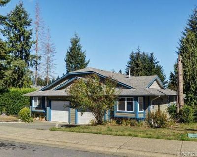 Spacious 3-Bedroom + Den Home with Garage and Fenced Yard Available Dec 15 Address: 5907 Upland Avenue, Duncan, BC Rent: $2,600/month Bright and well-maintained 3-bedroom + den home in a quiet, family-friendly Duncan neighborhood. Features 2 bathrooms, including a master bedroom with ensuite. Enjoy a fully fenced yard and patio, perfect for outdoor living. The home also includes: In-suite laund...