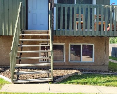 Chance (Has a Condo) on iROOMit. Room in the 3 Bedroom 1BA Apartment For...