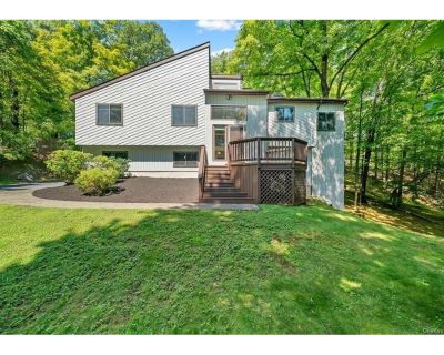 4 Bedroom 3BA 3250 ft² Residential For Sale in Cortlandt Manor, NY