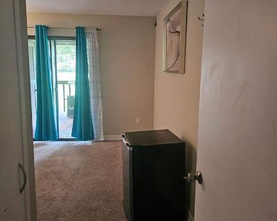 Available on: november 26. Unfurnished. Parking available * Internet included * Students welcome * 40+ years welcome V will require background checks for this room Learn more. Private Room + Office | Golf Course View | Optional Studio Suite Enjoy peaceful, professional living in a bright Laguna Niguel condo overlooking the El Niguel Golf Course. Perfect for engineers, project managers, or remot...