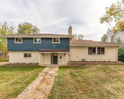 5 Bedroom 3BA 3069 ft Single Family House For Rent in Ann Arbor, MI