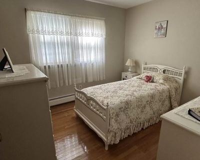 $900 per month room to rent in Bridgeport