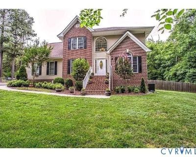 Nottingham Dr, Colonial Heights, Home For Rent