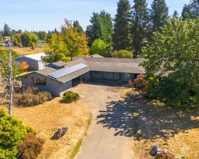 A St, Woodburn, Home For Sale