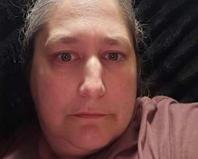 Stephanie, 46 years, Female. Looking in: Jeffersonville, Clark County, IN
