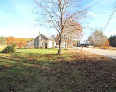 2 Bedroom 1BA 1516 ft Single Family Home For Sale in EFFINGHAM, NH