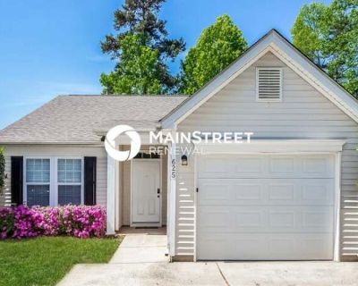 3 Bedroom 2BA 1216 ft Pet-Friendly Apartment For Rent in Charlotte, NC