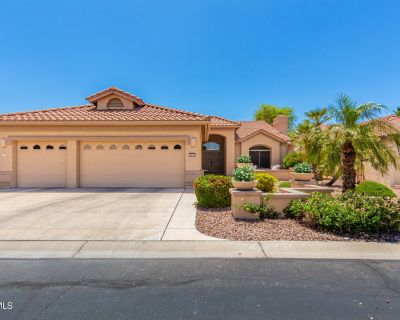 3 Bedroom 3BA 2925 ft Apartment For Rent in Goodyear, AZ