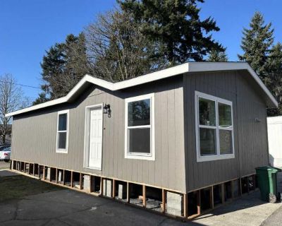 2 Bedroom 2BA 880 ft Mobile Home For Rent in Renton, WA