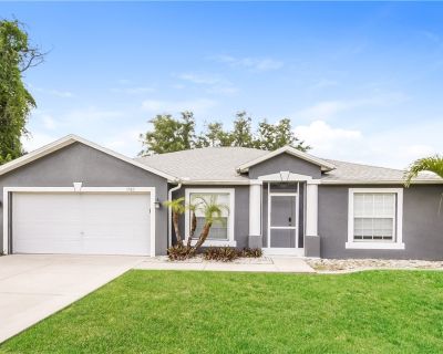 3 Bedroom 2BA 1662 ft Apartment For Rent in North Port, FL