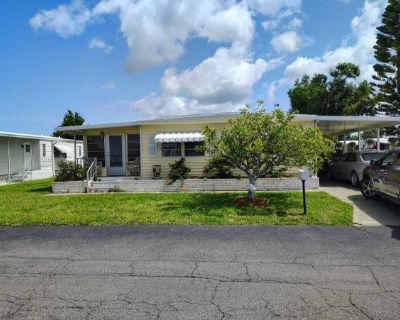 2 Bedroom 2BA 1008 ft Mobile Home For Sale in Nokomis, FL