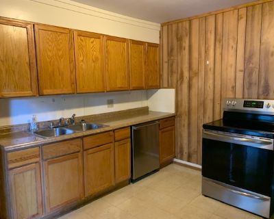 1 Bedroom 1BA Apartment For Rent in Springfield, VT