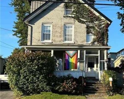 2 Bedroom 1BA 2040 ft Furnished Apartment For Rent in Beacon, NY