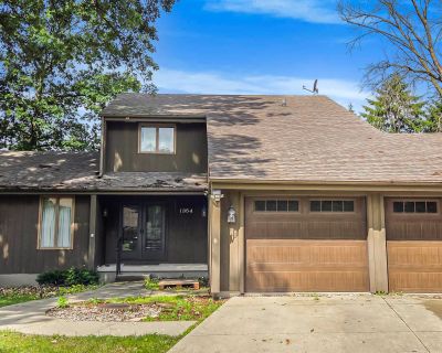 4 Bedroom 2BA 2406 ft Single Family House For Sale in Menasha, WI