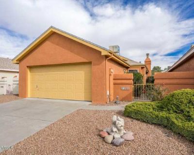 Great 3/2 close to Hospitals. With rich history and beautiful cotton fields, Las Cruces is home to agriculture and great weather . Dogs allowed Garage Air conditioning Fireplace Range Refrigerator Unit Amenities air conditioning fireplace range refrigerator Property Amenities parking garage dogs allowed. Pets allowed. 3 Bedroom. 2 Bathroom. 1476 ft