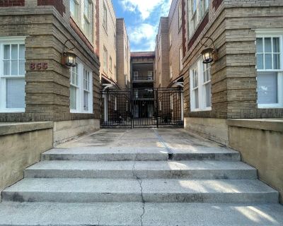 2 Bedroom 2BA 1435 ft Pet-Friendly Apartment For Rent in Macon, GA