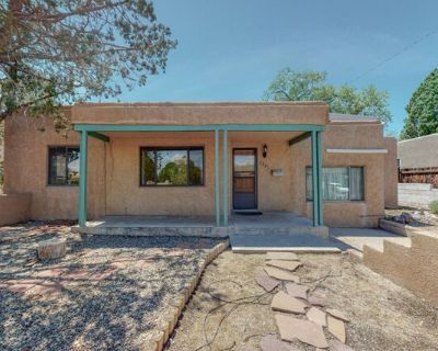 Lobo Pl Ne, Albuquerque, Home For Rent