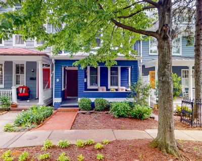4 Bedroom 2BA Pet-Friendly House Vacation Rental in Seas The Bay, Annapolis, MD