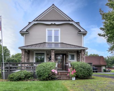 3 Bedroom 1BA 1419 ft Single Family House For Sale in Thorp, WI