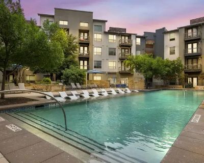 810 W St. johns Ave # 1274. Property for Rent in Austin, TX for $1,239 with 1 bedroom and 1 full bath. This 711 square foot property was built in 2008.. Concessions: 10 weeks free on A3, A4X, A5X, and A11X floor plans. 8 weeks free on all other floor plans (applied to 1st & last month). Minimum lease term applies. Other costs and fees excluded. Disclaimer: Offers, gifts, and promotions are subj...