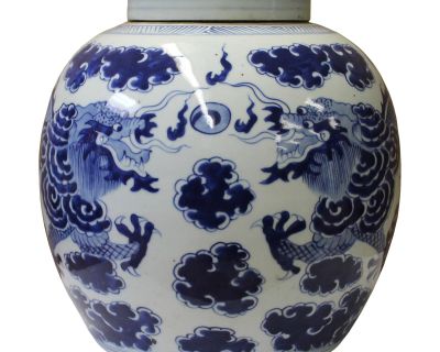 Chinese Handmade Medium Blue & White Porcelain Ginger Jar