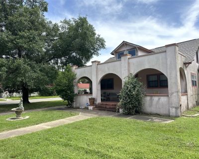 3 Bedroom 2BA 1806 ft Single Family House For Sale in La Grange, TX