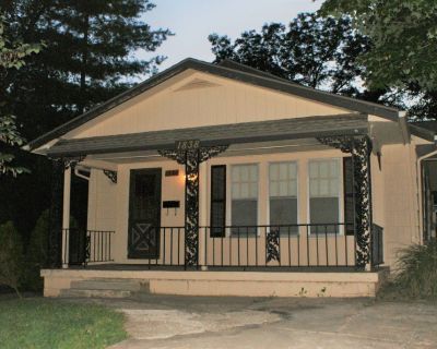 Home for rent $900.00 a month $900.00 deposit