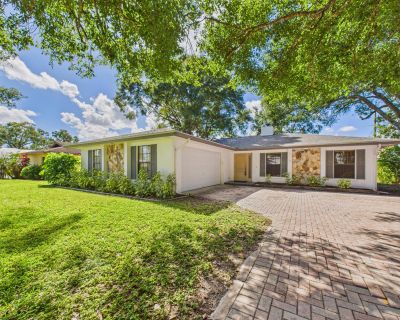 3 Bedroom 2BA 1500 ft House For Rent in Vero Beach, FL