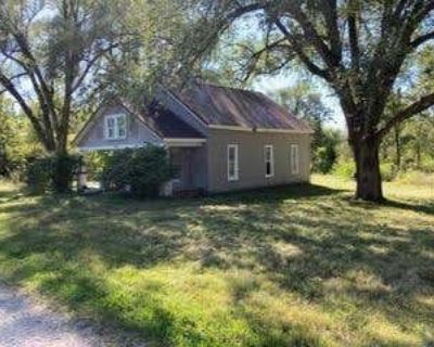 3 Bedroom 1BA 1414 ft Single Family Home For Sale in ALTAMONT, MO