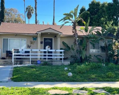 3 Bedroom 2BA 1602 ft House For Rent in Woodland Hills, CA