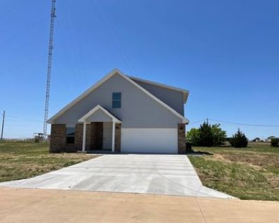 3 Bedroom 2BA 1363 ft Apartment For Rent in Cache, OK