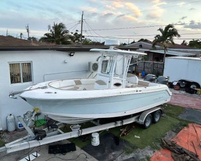 2018 Robalo R242 Miami Florida 89900
