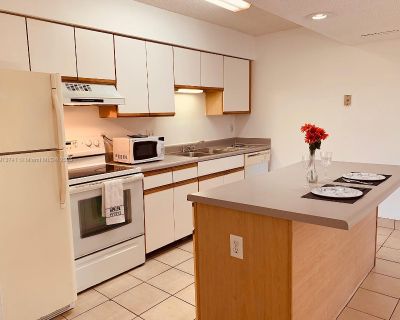 1 Bedroom 1BA 633 ft Condo For Rent in Pompano Beach, FL