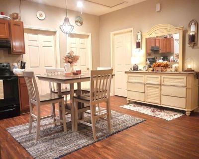 2 beds 1 bath apartment vacation rental in Lake Charles, LA