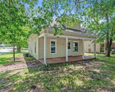 2 Bedroom 1BA 816 ft Single Family Home For Sale in MULVANE, KS