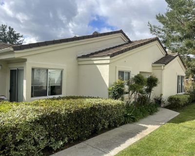 2 Bedroom 2BA 1302 ft Apartment For Rent in Escondido, CA