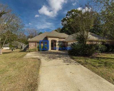 3 Bedroom 2BA 1583 ft Pet-Friendly Apartment For Rent in Madison County, MS