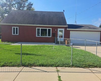 W Clark St, Albert Lea, Home For Sale